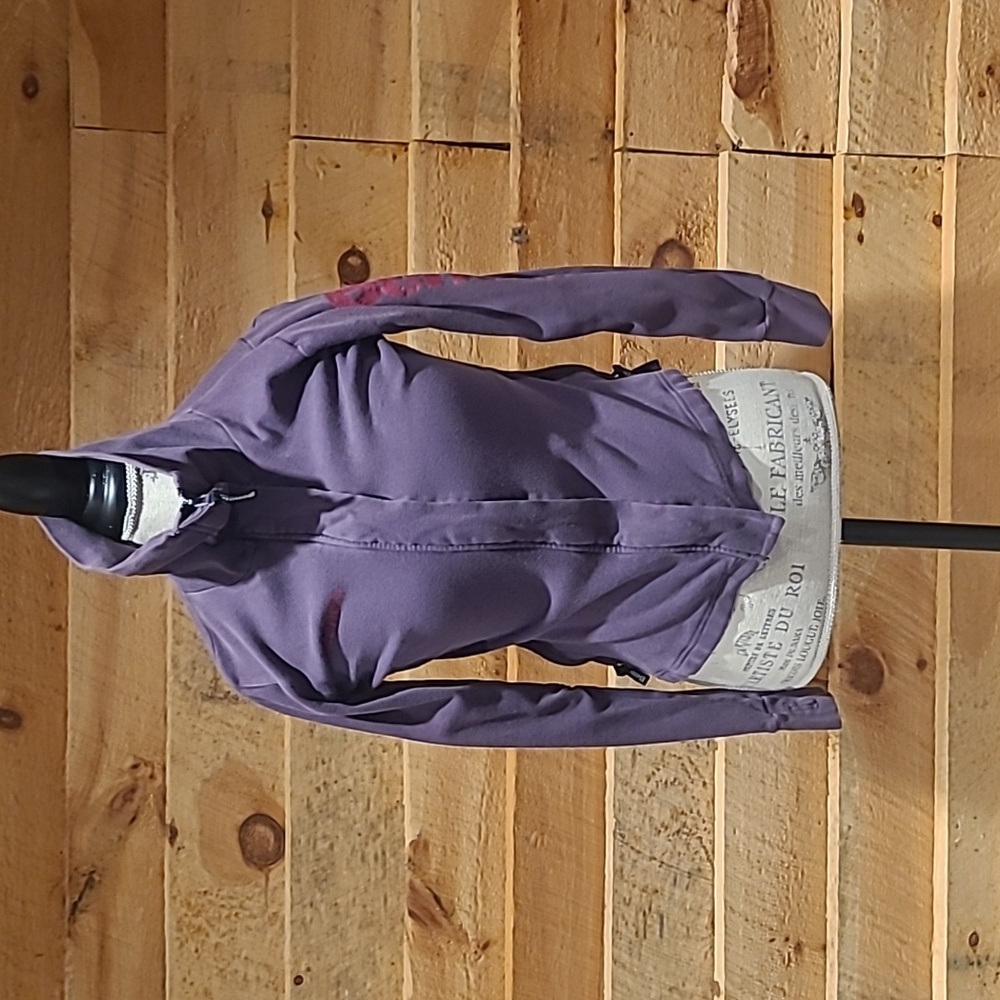 Bench sweater size medium